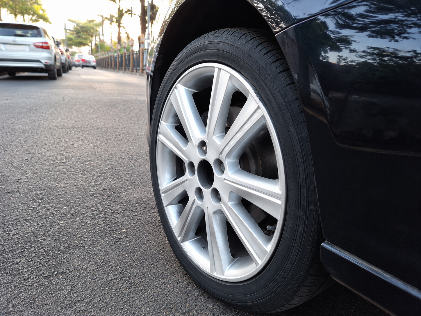 Restored aluminum wheel after professional aluminum wheel repair in Mumbai.